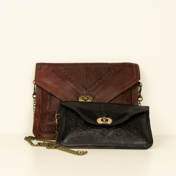 pochette en cuir bordeau "zohra"!
