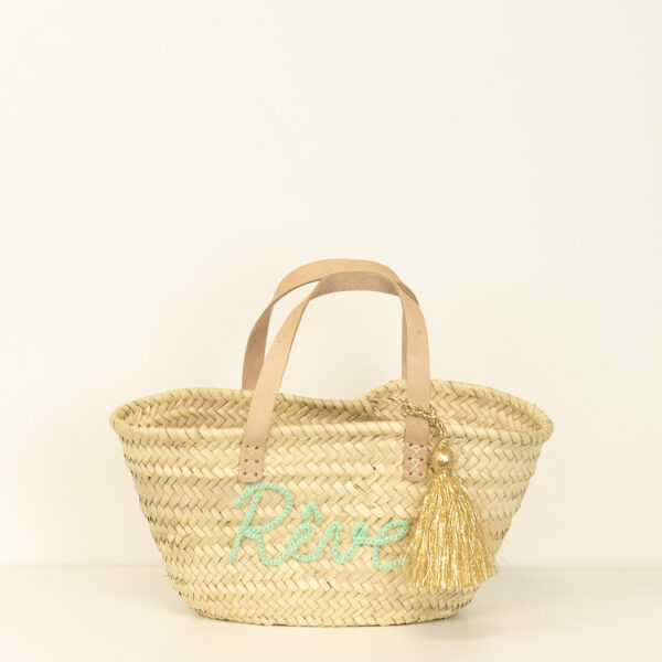 petit panier avec pompon doré !